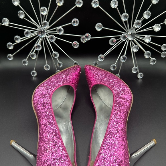Guess Barbie Pink Pointed Toe Sequin 4” Silver Heel Shoes Size 9 - Picture 8 of 13